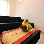 Stunning In With Wifi Appartement Nin