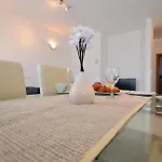 Stunning In With Wifi Appartement
