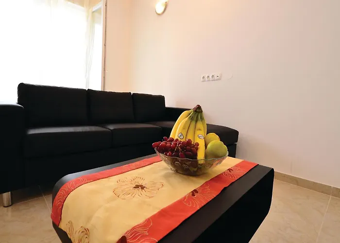 Stunning In With Wifi Апартаменты Нин